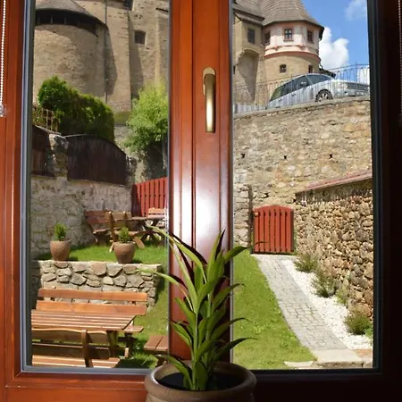 Egrensis Apartment *